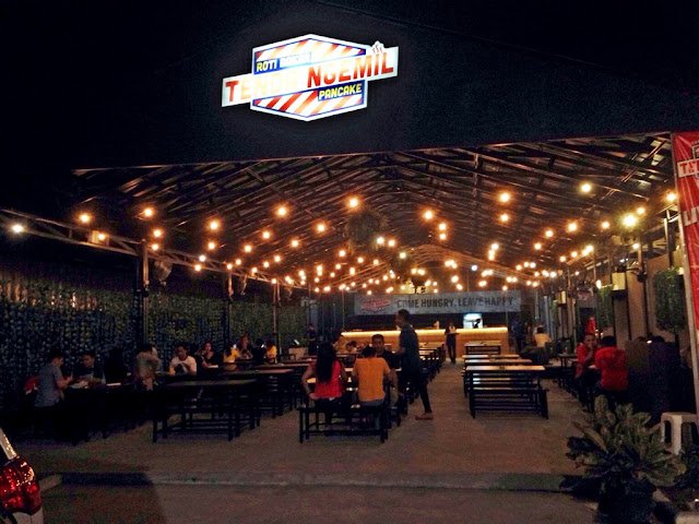 Tenda Ngemil Kawasan Kuliner Tangerang