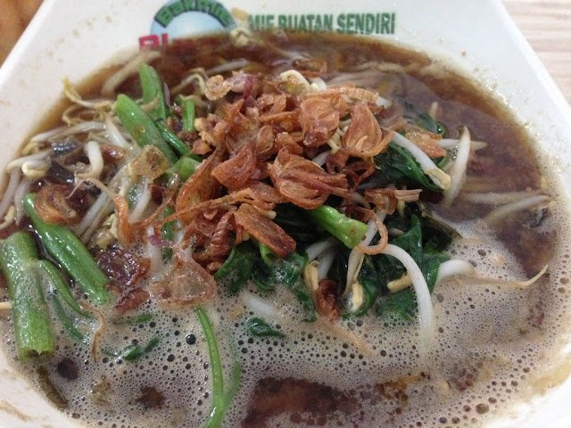 Bakmi Karet Planet di Pasar Puri Jakarta tempat makan bakmi enak di puri jakarta barat