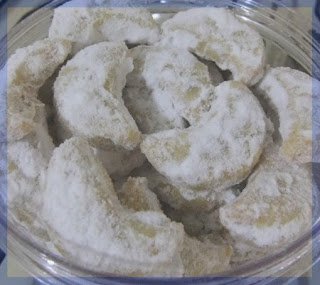 RESEP KUE PUTRI SALJU KACANG METE ENAK RESEP KUE PUTRI SALJU KACANG METE