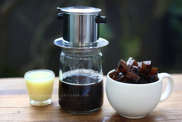 Vietnamese Jelly Ice Coffee (Es Kopi Vietnam dengan Jelly Kopi)