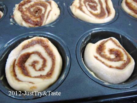 Obsesi Roti 20: Cinnamon Bun Obsesi Roti 20: Cinnamon Bun