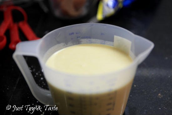 Resep Dadar Gulung Pandan & Vanilla Isi Cream Custard JTT Resep Dadar Gulung Pandan & Vanilla Isi Cream Custard JTT