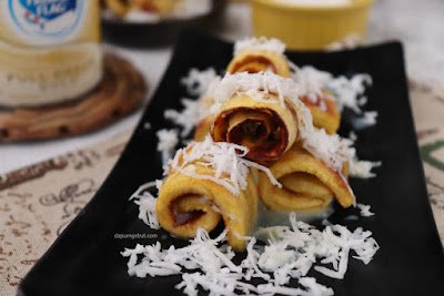 pisang bakar gulung tabur kelapa resep masakan