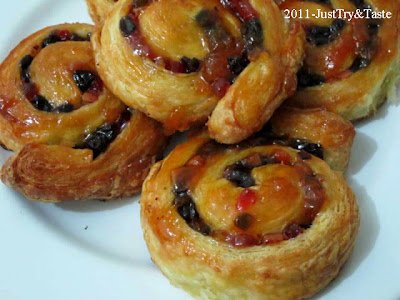 Obsesi Roti 2: Pain au Raisin (Roti Gulung Kismis) JTT Obsesi Roti 2: Pain au Raisin (Roti Gulung Kismis) JTT